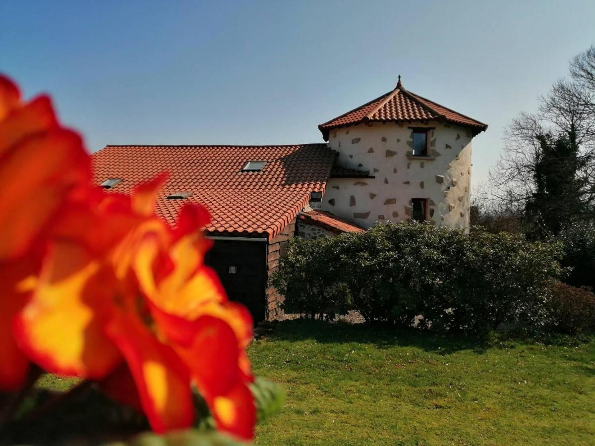 La Grange Ancienne Bed & Breakfast Montrollet ภายนอก รูปภาพ