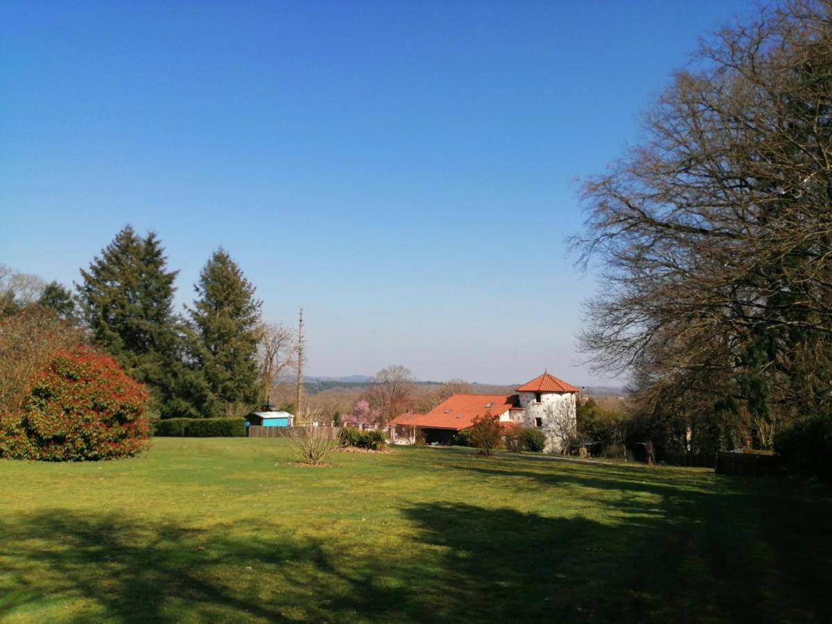 La Grange Ancienne Bed & Breakfast Montrollet ภายนอก รูปภาพ